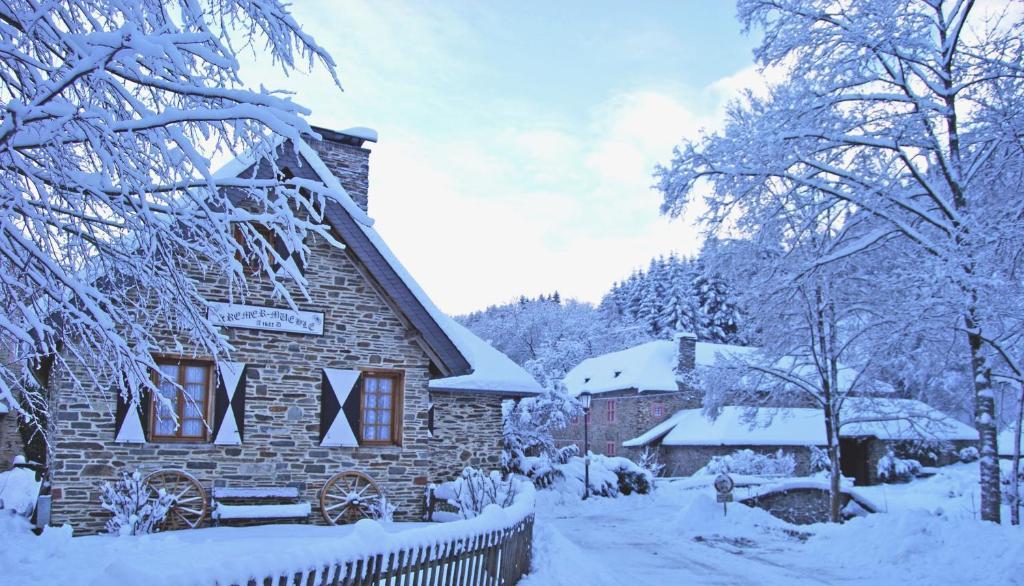 Waldhotel Im Wiesengrund Hürtgenwald Oda fotoğraf